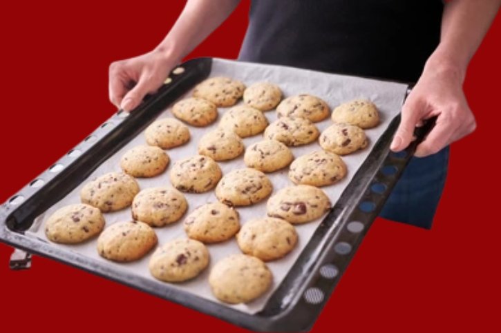 Can You Put Parchment Paper in the Oven