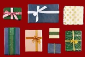 How to wrap Christmas gifts